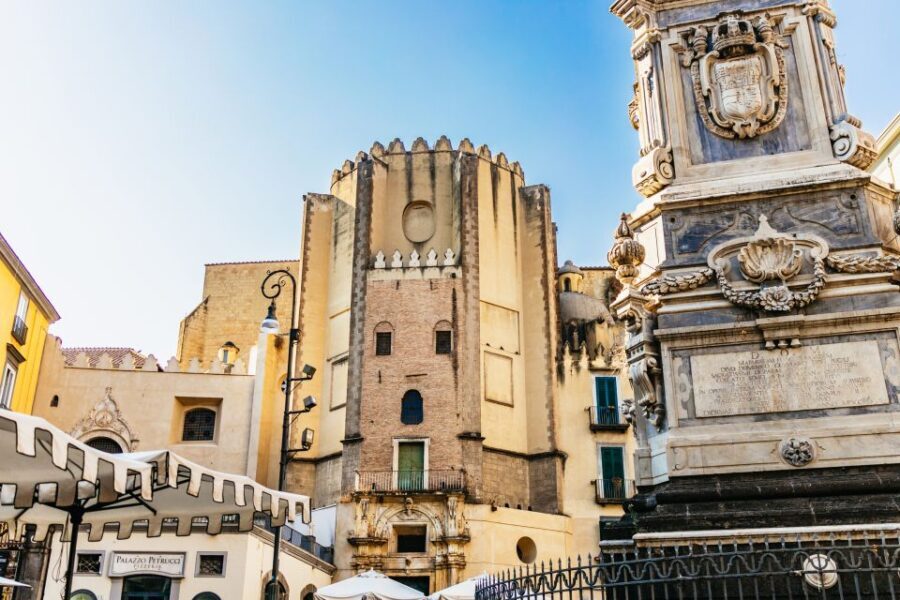 Naples: Old Town and Veiled Christ Tour - Meeting at Piazza Bellini: the center of the story