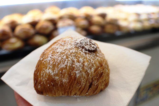 Naples Street Food Tour: Discover Local Flavors with Expert Guide - Where the Tour Starts and Ends (And Why It Matters)