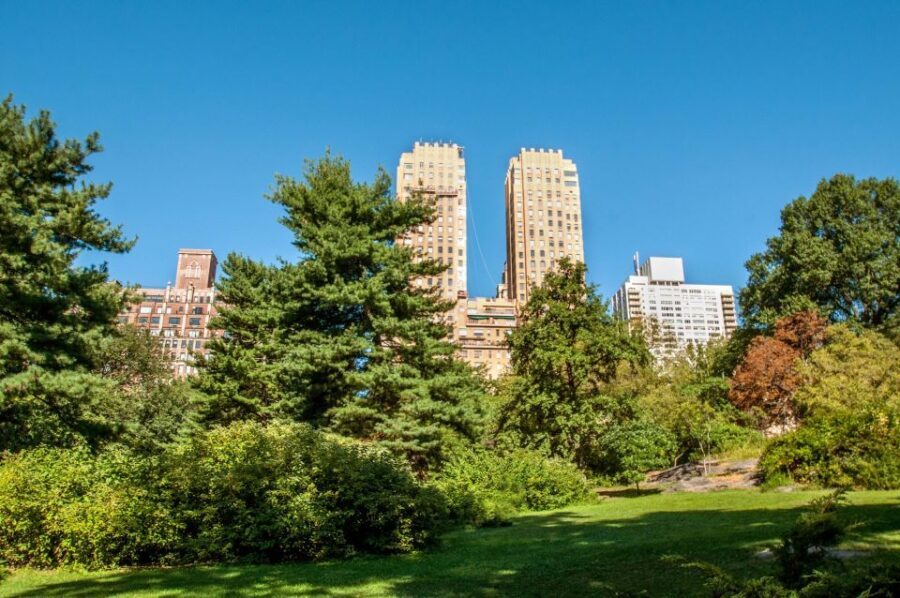 New York City: Bus Tour from Manhattan - Meeting at the Sheraton New York, Times Square Hotel (8:30 AM)