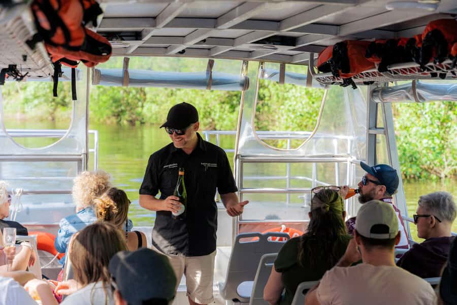 Noosa: Afternoon Cruise through the Noosa Everglades - Who is This Tour Best For?