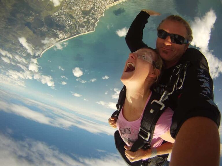 Noosa: Tandem Skydive Experience - The Freefall and Parachute Glide
