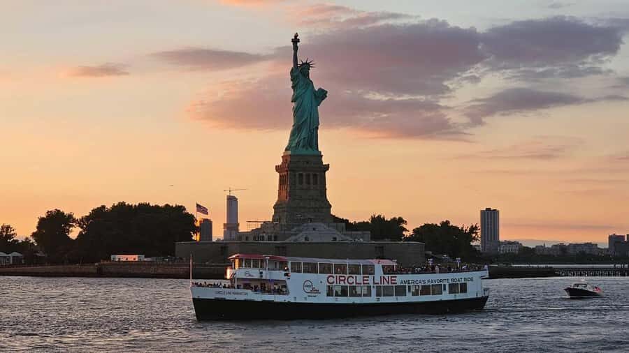 NYC: Statue of Liberty Sunset Cruise Skip-the-Line Ticket - South Street Seaport Departure: Pier 16 and Getting There Early
