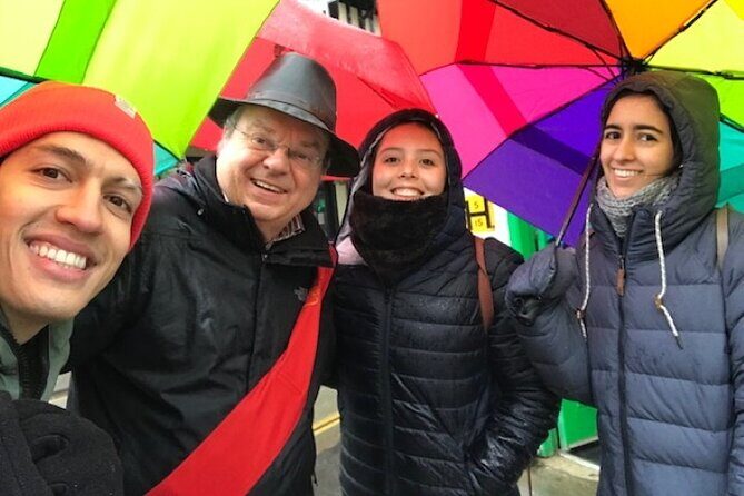 Official Canterbury Guided Walking Tour - 11.00 Tour - The tour’s backbone: 90 minutes, lots of walking, clear story stops