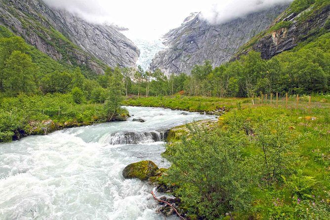 Olden Shore Excursion: the Amazing Briksdal Glacier - Meeting point and cruise-port friendly timing