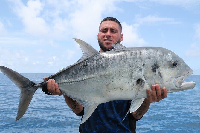 Out n About Sportfishing for Share and Private Charters on Reef and Estuary - FAQs