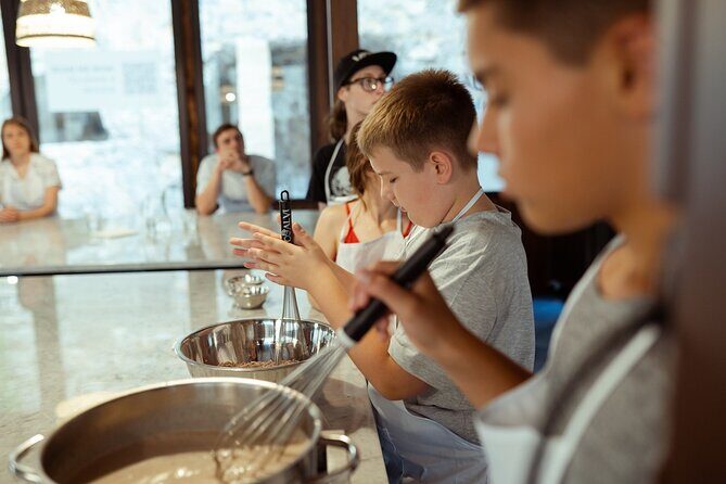 Palermo's Delight: Unleash the Secrets of Pizza and Gelato Making - Where to meet: Via Volturno 44, no pickup, and how to avoid stress