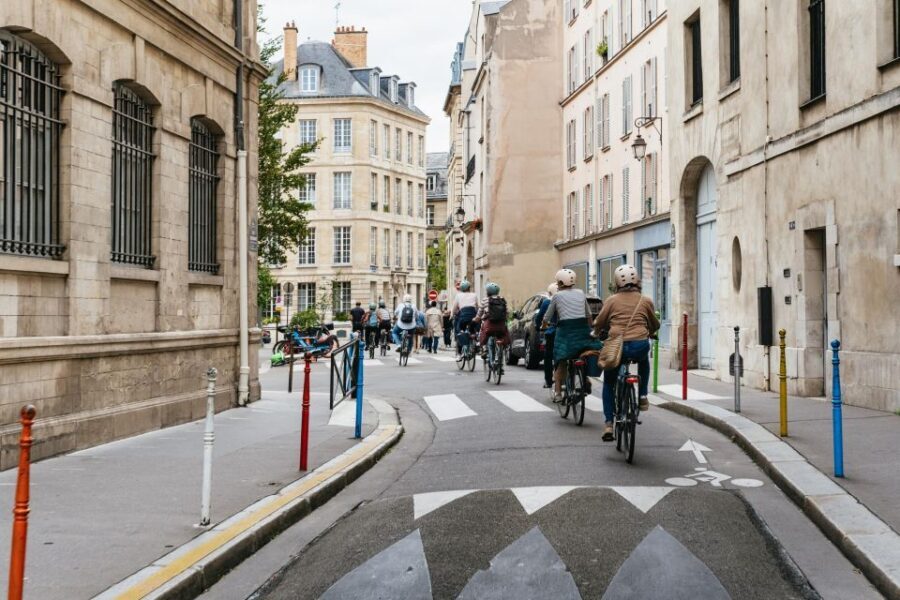 Paris: Charming Nooks and Crannies Bike Tour - A 3-hour ride that stays easy on your legs