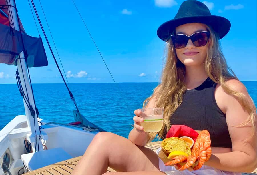 Port Douglas: Shaolin Seafood Lunch Sail, with Fresh Prawns - The Vessel & Its Unique Charm