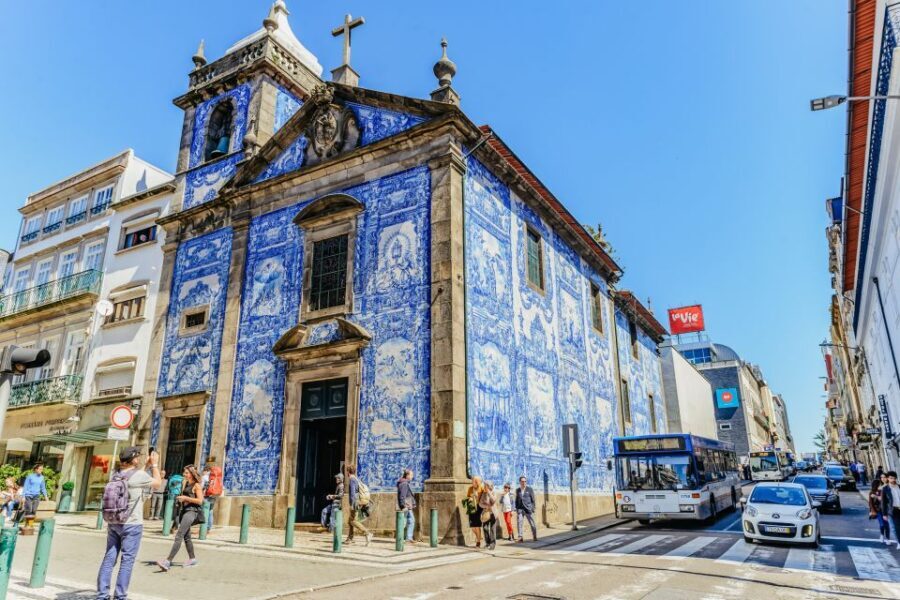 Porto Card with Transportation (1, 2, 3 or 4 Days) - Pickup Logistics: Sé Tourist Office vs Airport Office