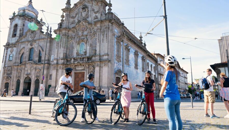 Porto: City Highlights 3-Hour Guided Electric Bike Tour - Meet-up and where you start (and why it matters)