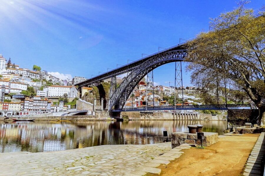 Porto: Six Bridges Cruise - Where You Board: Av. de Diogo Leite 408