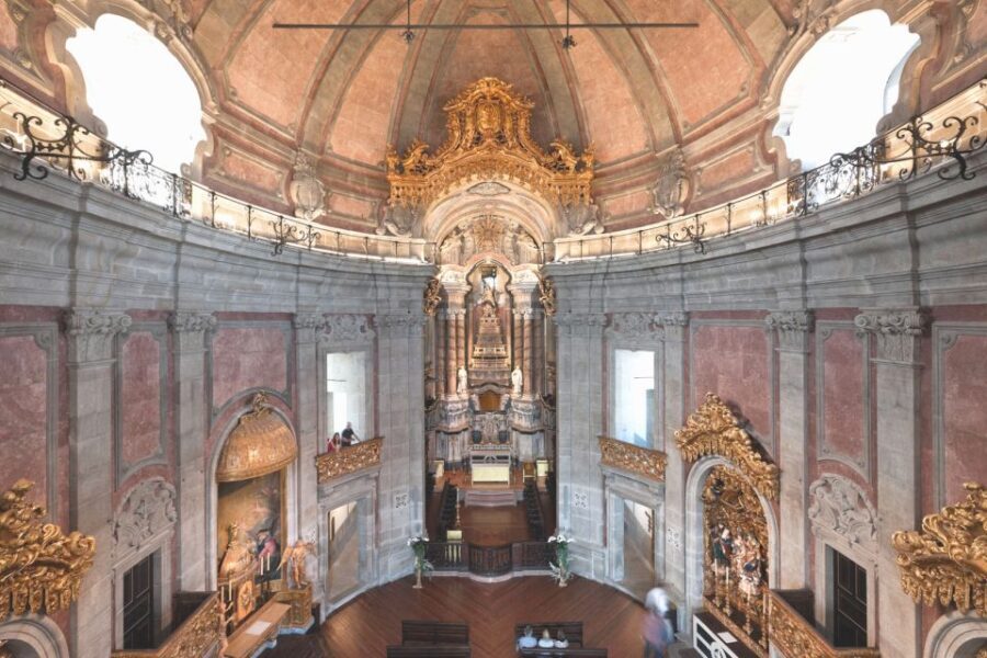 Porto: Torre dos Clerigos Entrance Ticket - Meeting point and entry flow at Rua de São Filipe Nery