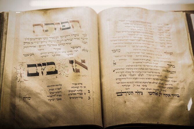 Prague Jewish Quarter Walking Tour with Admission Tickets - What the guide actually adds (and why guests keep praising it)