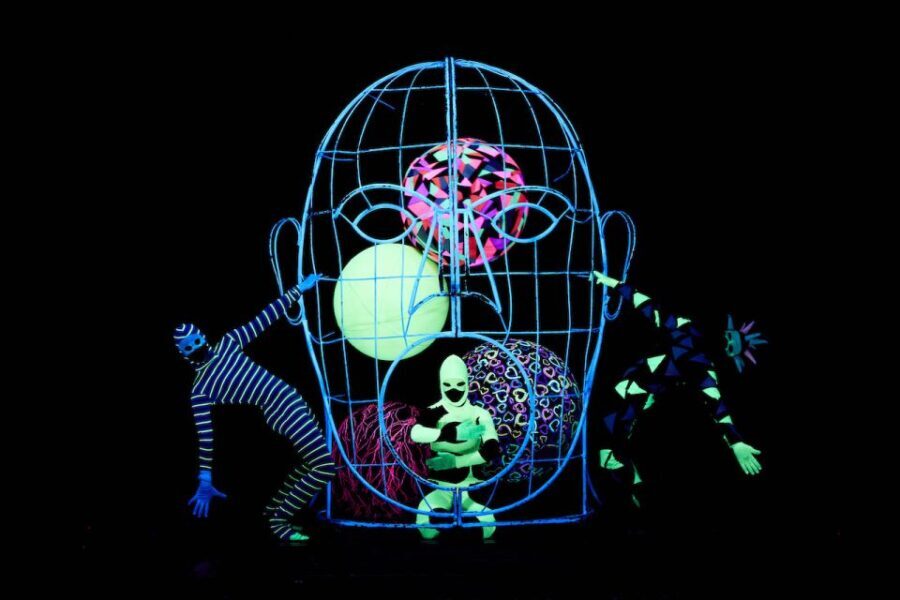 Prague: WOW Show Black Light Theater - Where the show is: Theatre Broadway, Na Příkopě (and that passage entrance)