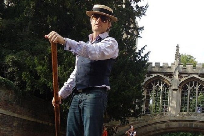 Private Cambridge Punting Tour - Meet at Thompsons Ln and Get on the Water Fast