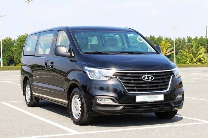 Private Transfer Tahiti Airport PPT to Papeete Urban Area by Van - The Vehicle and Experience: Comfort Meets Practicality