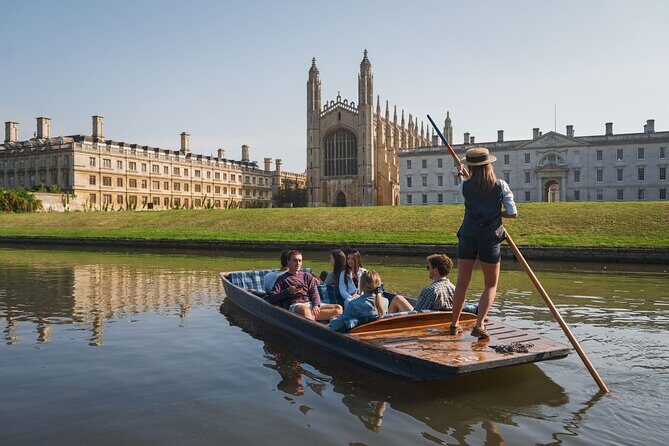 Punting Tour in Cambridge - The Guide Makes All the Difference