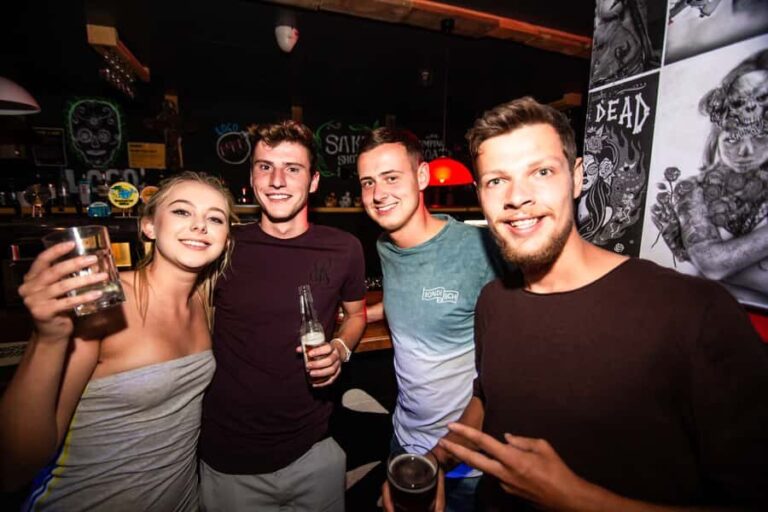 Queenstown: Bar Crawl with 5 Free Shots and Pizza - The Value of This Tour