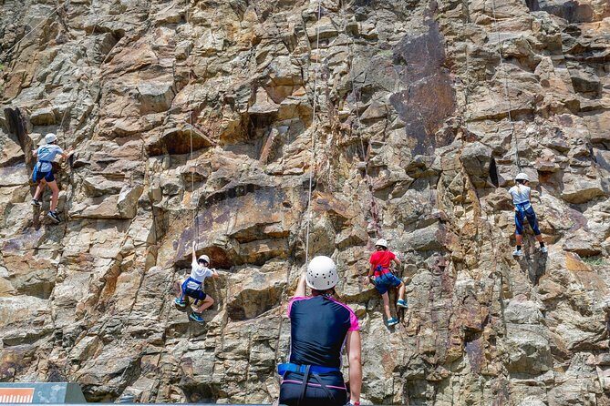 Rock Climbing at the Kangaroo Point Cliffs in Brisbane - Who Should Consider This Tour?