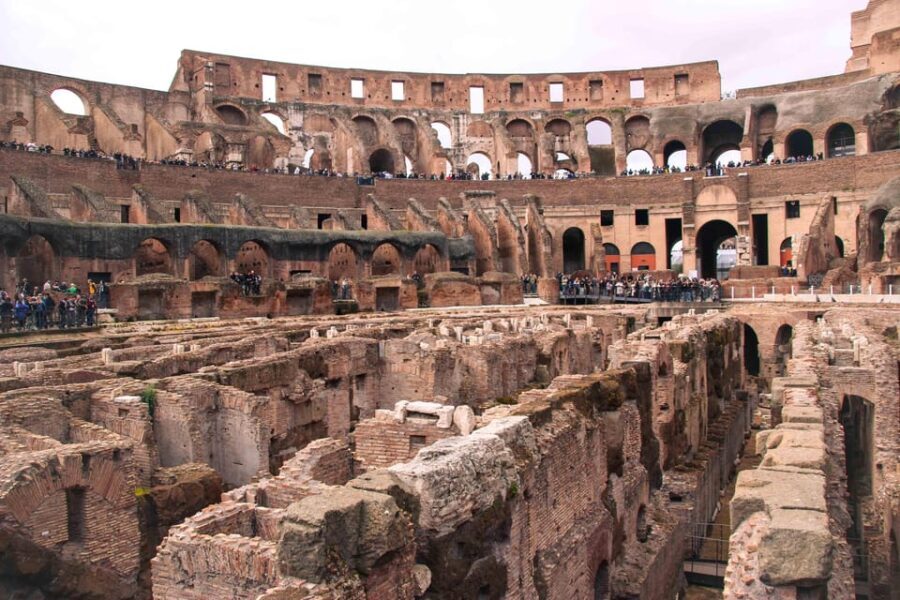 Rome: Colosseum & Forum with Audio Guide App -Optional Arena - Meeting point at Via delle Terme di Tito 93 (and the Metro shortcut)
