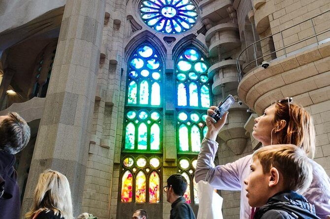 Sagrada Familia & Gaudi Tour Private or Small Group with Tickets - The Sagrada Familia Experience: Why Skip-the-Line Matters