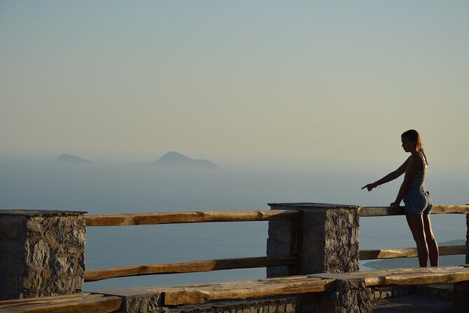 Santorini Highlights Small-Group Tour with Wine Tasting option - Whats Included (and What Costs Extra)