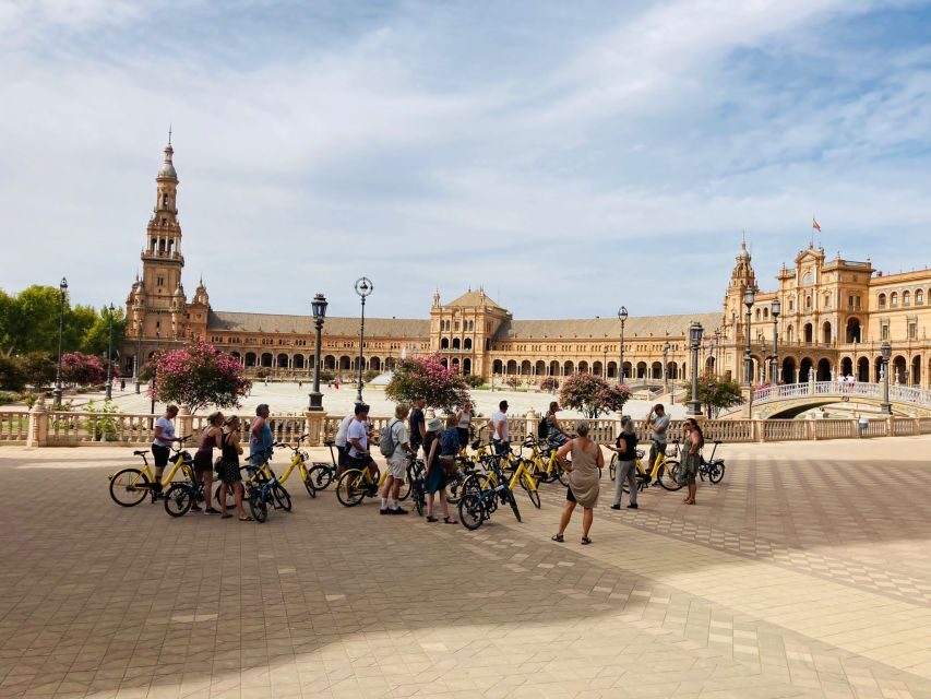 Seville: Relaxing City Bike Tour with a Tour Guide - Getting Oriented: Plaza Santa Cruz 4 as Your Starting Point