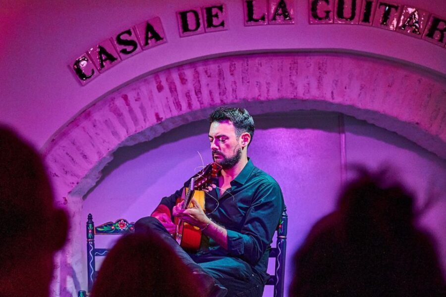 Seville: Ticket to Flamenco Show at La Casa de la Guitarra - The Location: Barrio de Santa Cruz, But Think Easy-to-Find Visit