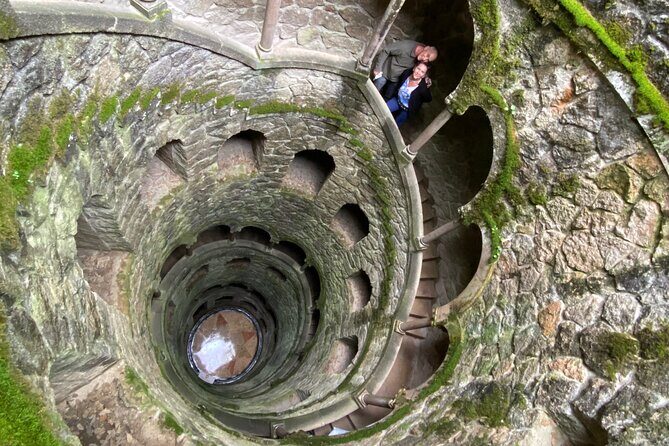 Lisbon to Sintra Pena & Regaleira guided tour in 8pax group - The Sintra historic center break: short but useful