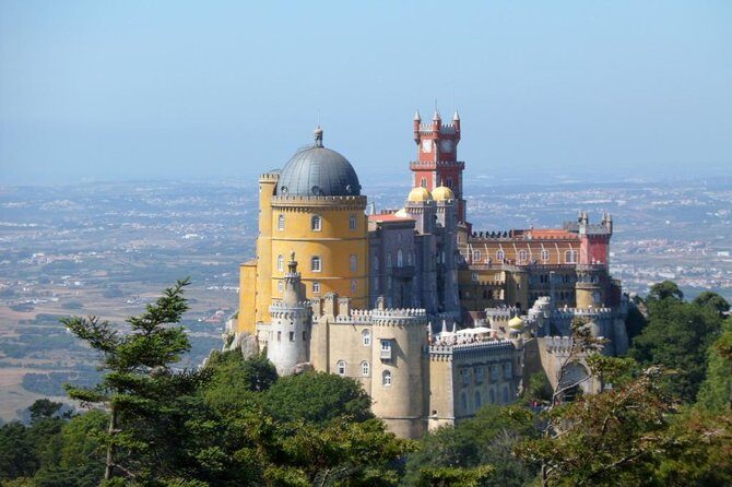 Sintra, Pena Palace, Cabo Roca, Cascais Small Group from Lisbon - How the tour size and guide style affects your day