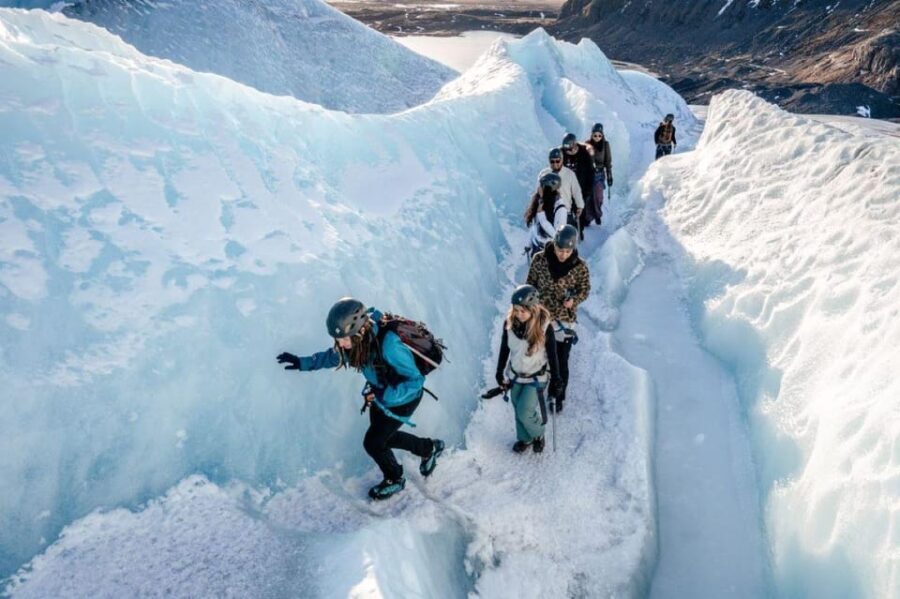 Skaftafell: Ice Cave Tour and Glacier Hike - Tröll Expeditions Skaftafell: free parking, restrooms, and warm drinks