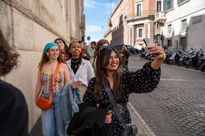 Rome: Guided Small Group Walking Tour of City Highlights - Small Groups Make a Real Difference