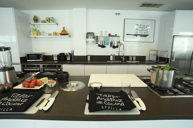 Spanish Cooking Class & Triana Market Tour in Sevilla - What to Know Before You Go