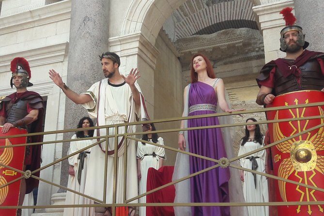 SPLIT-PRIVATE Walking Tour of Diocletian's Palace & Old Town - Walking the Medieval Old Town