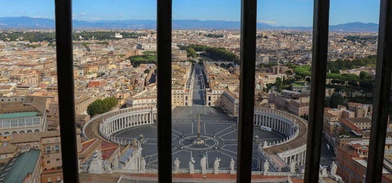 St. Peter's Basilica, Optional Dome Access & Rome Audio App - Where to Meet: Via di Porta Angelica and the Right Entrance