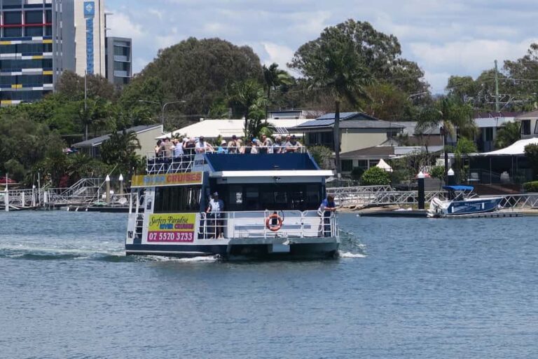 Surfers Paradise: Sightseeing Morning River and Canal Cruise - The Overall Vibe and Group Size