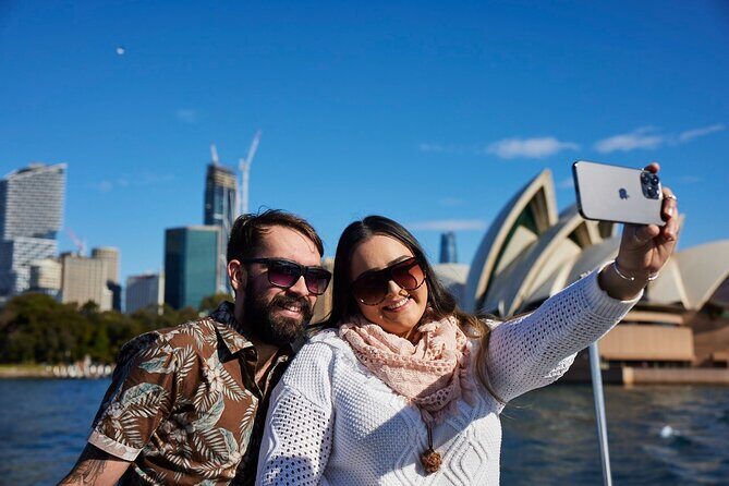Sydney Combo: Morning Sightseeing to Bondi & Harbour Lunch Cruise - The Harbour Lunch Cruise: A Scenic Feast