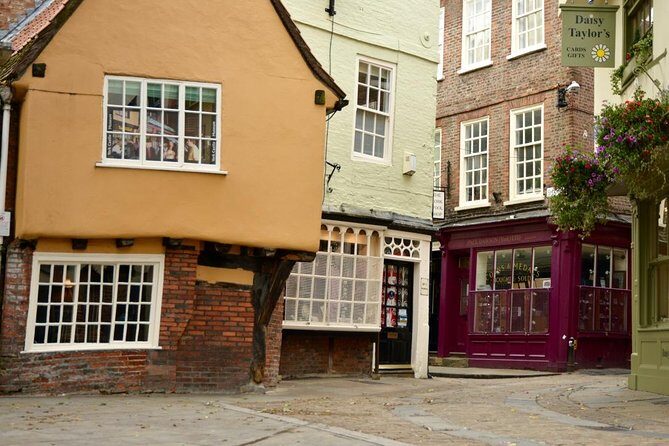 The Best of York on Foot in a Small Group - The Guide Experience: Knowledge Meets Personality