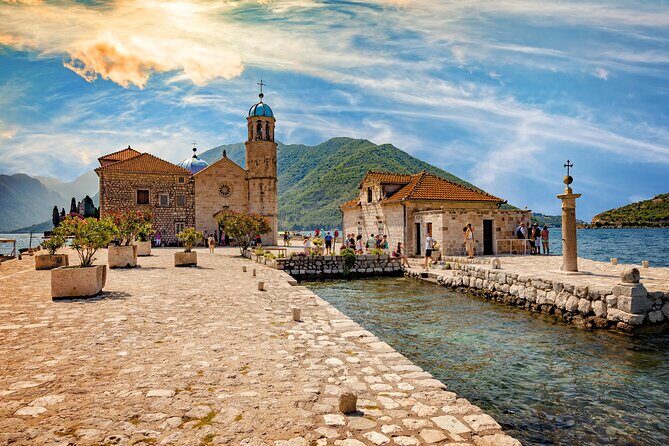 Kotor Fast-Track: Perast Old Town & Our Lady of the Rocks - Meeting Point in Kotor: Where to Start on Time