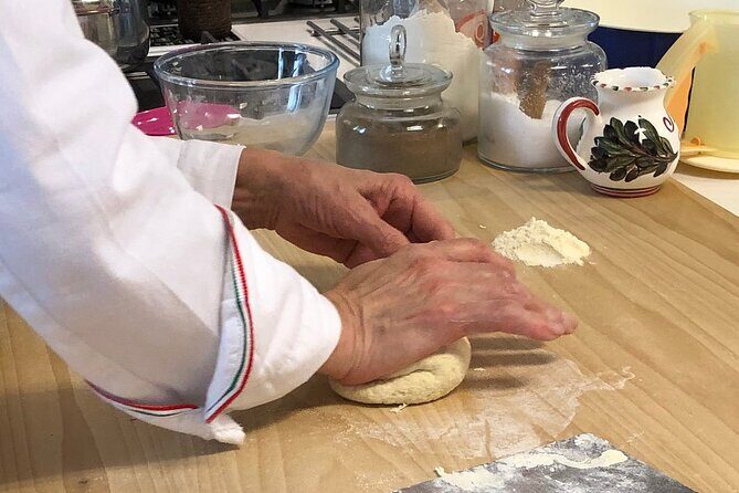 Tuscan Cooking Class in Central Siena - The Chef Story: Francesco, Family Recipes, and What That Means for You