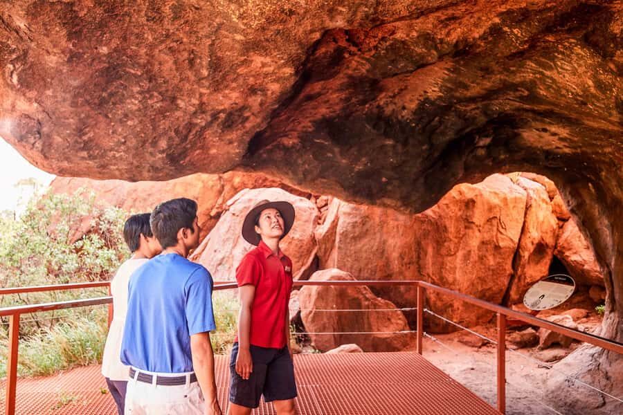 Uluru: Sacred Sites Tour + Sparkling at Sunset & BBQ Dinner - The Practicalities: Transport, Timing, and Comfort