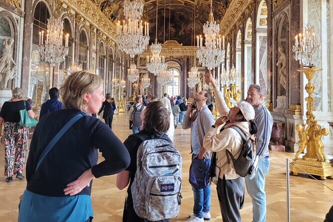 Versailles Palace Guided Tour with Gardens Access - Meeting point: where you start matters in Versailles