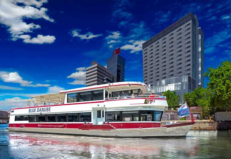 Vienna: City Cruise - Where the boat leaves: Schwedenplatz (City Cruises Vienna / DDSG Blue Danube)