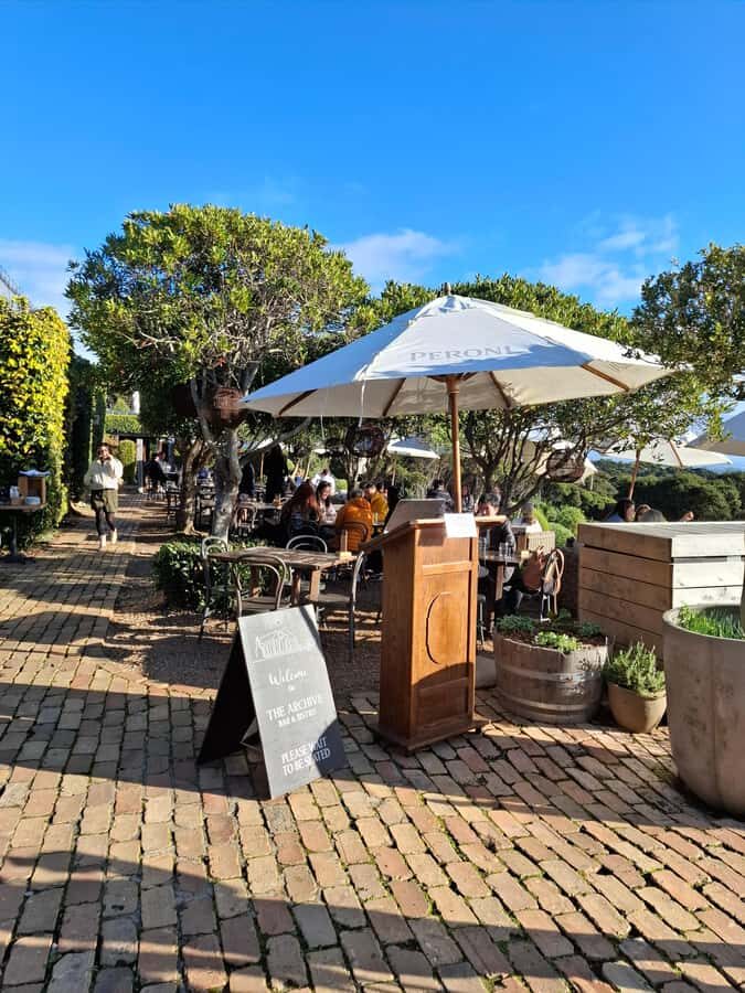 Waiheke Island: Sip and Savor 3 Vineyards Tour with Lunch - Insights from Reviews