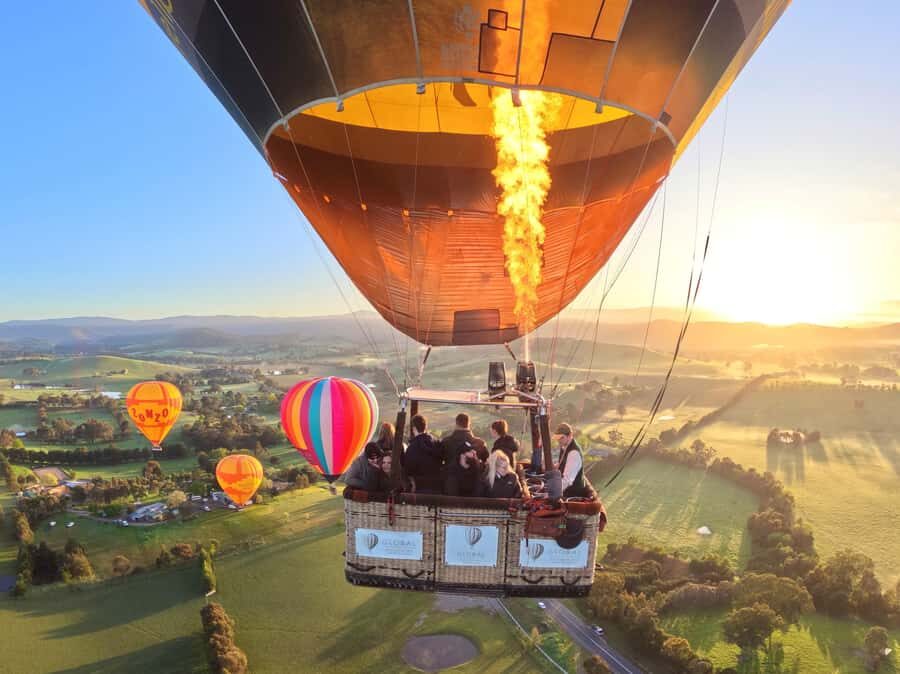 Yarra Valley: Hot Air Balloon Flight & Buffet Breakfast - What the Reviews Say