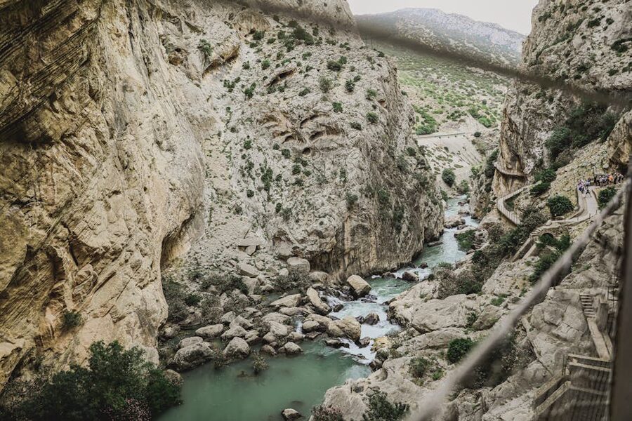 Caminito del Rey canyon river hikers