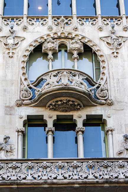 Skull-shaped balcony masks on the facade of Casa Batllo