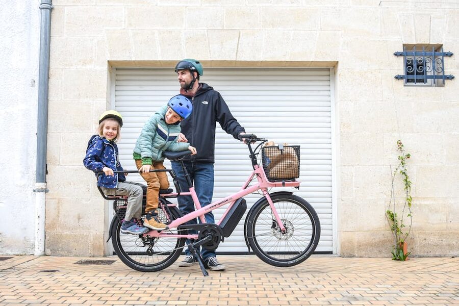 Family on an outdoor cycling adventure together