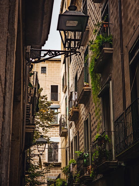 Narrow medieval street in the Jewish Quarter of Girona