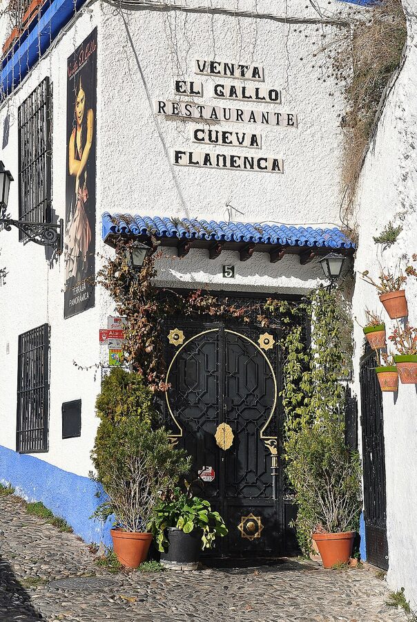 Sacromonte Granada whitewashed houses